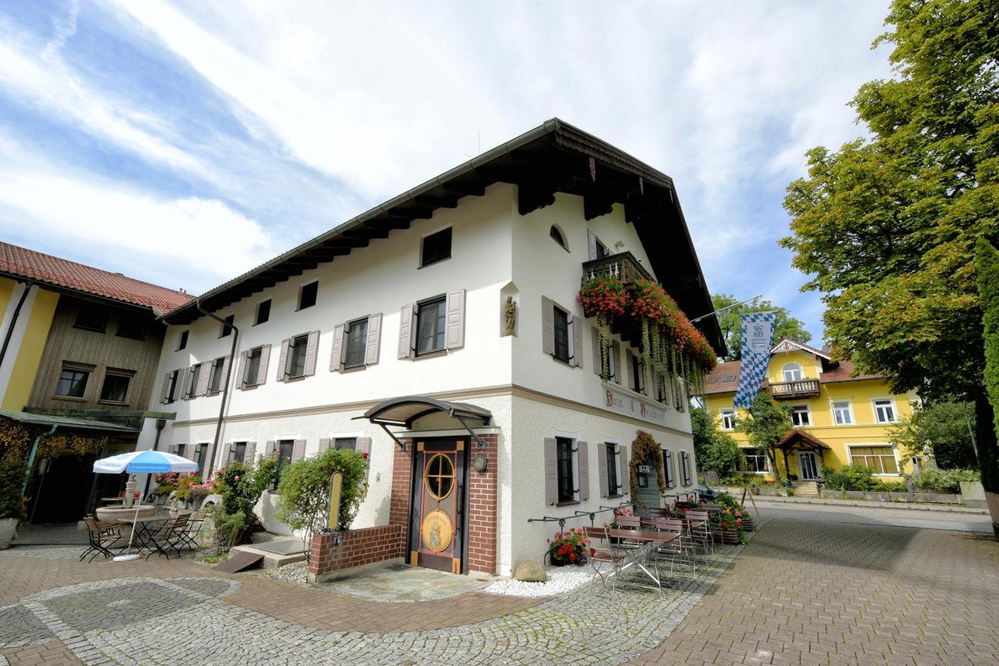 Hotel Neuwirt Sauerlach Exteriér fotografie